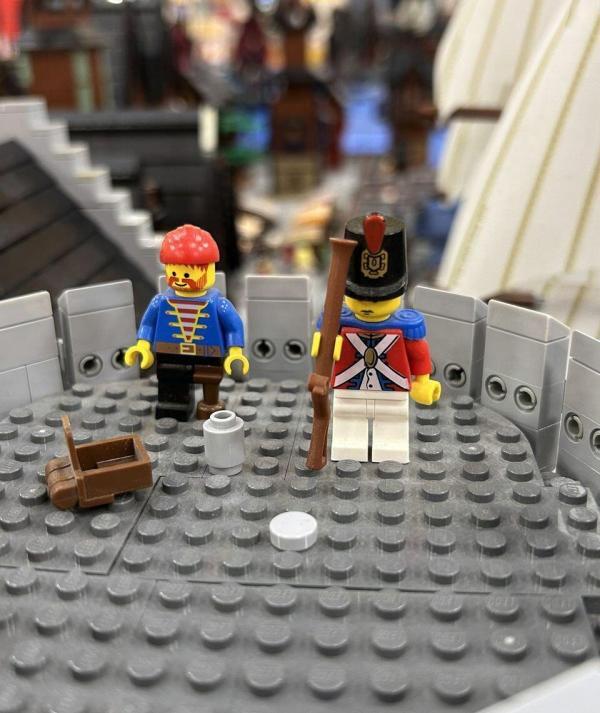 LEGO őrtorony két figurával