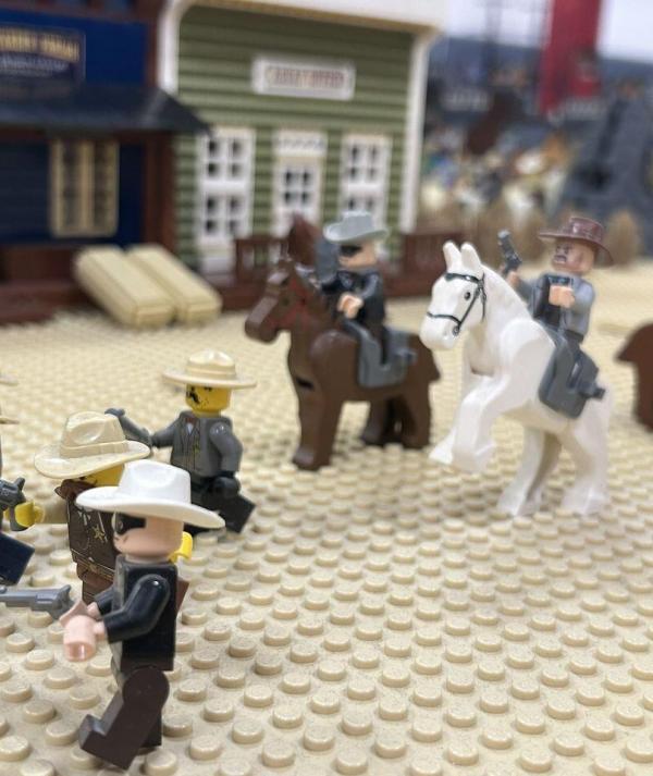 LEGO seriffek és lovasok