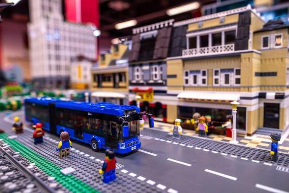 Lego busz