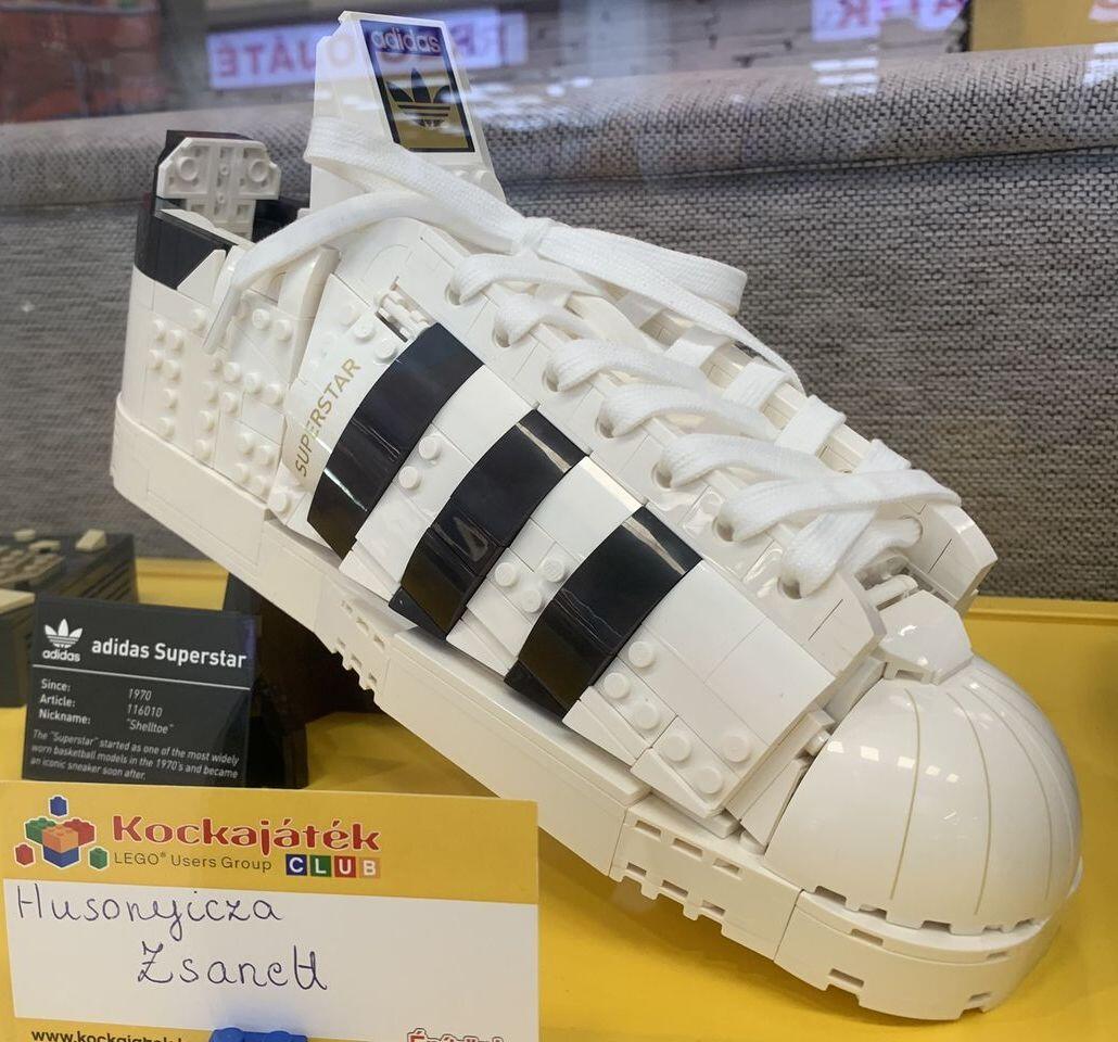 LEGO Adidas superstar