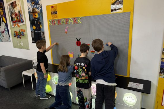 Szülinapi gyerekzsúr a KockaParkban